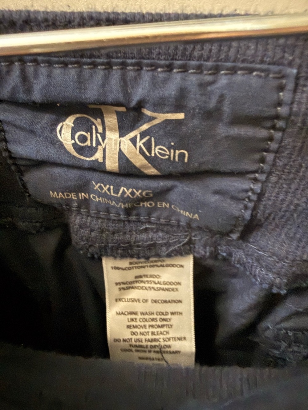 Calvin Klein Dark Blue Cargo Capri Pants with Drawstring - Picture 5 of 7